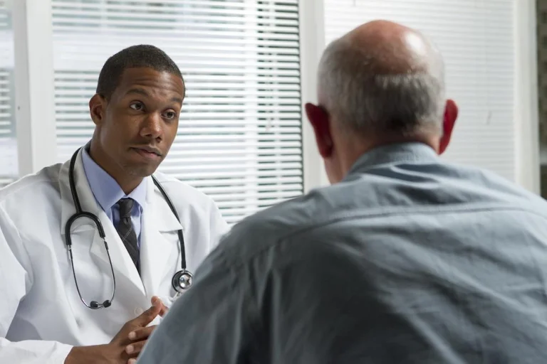Managing Your Bulging Disc Pain with Epidural Injections